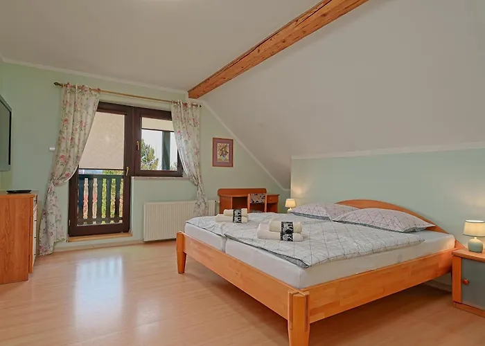 Pod Brzeznikiem Вилла Bukowiec (Lower Silesia)